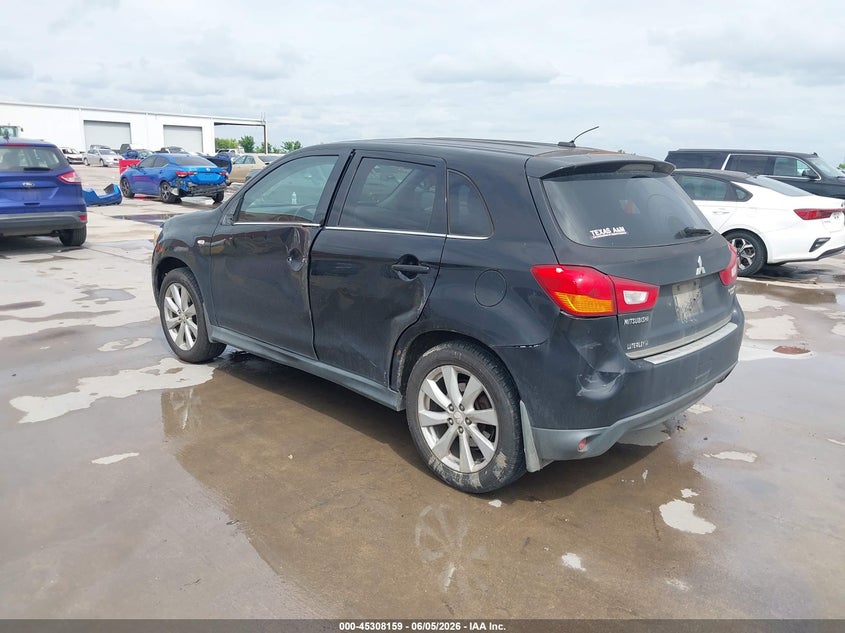 2013 Mitsubishi Outlander VIN 4A4AP4AU9DE005157 IAAI salvage auction — LEFT & RIGHT, Salvage Title, sold $1,575 on 2026-07-22 (photo 3)