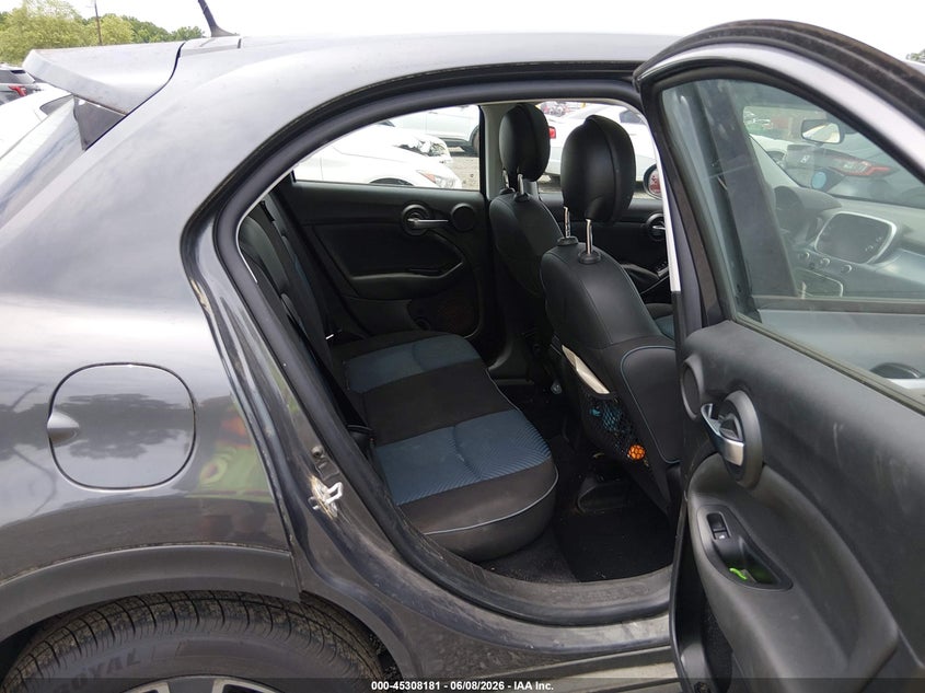 2019 Fiat 500x VIN ZFBNFYA17KP794809 IAAI salvage auction — LEFT SIDE, Salvage Title, sold $2,550 on 2026-07-14 (photo 8)