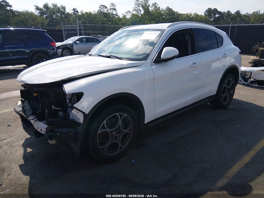 2018 Alfa romeo Stelvio VIN ZASFAKAN3J7B83228 IAAI salvage auction — FRONT END, Salvage Title, sold $5,200 on 2026-08-13 (photo 2)