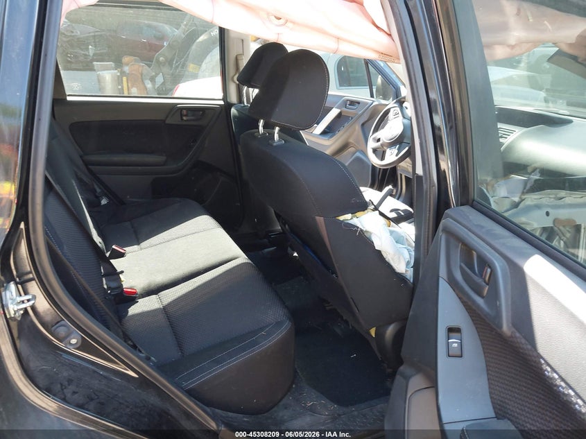 2018 Subaru Forester VIN JF2SJAGC4JH477045 IAAI salvage auction — SIDE, Salvage Title, sold $1,250 on 2026-07-14 (photo 8)