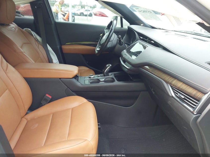 2019 Cadillac Xt4 VIN 1GYFZCR41KF114784 IAAI salvage auction — LEFT REAR, Salvage Title, sold $5,625 on 2026-08-25 (photo 5)