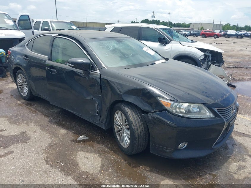 2014 Lexus ES VIN JTHBK1GG0E2122265 IAAI salvage auction — RIGHT FRONT, Salvage Title, sold $3,050 on 2026-07-15 (photo 1)