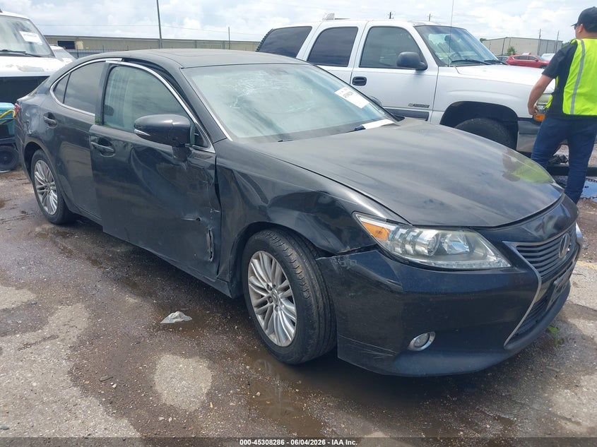 2014 Lexus ES VIN JTHBK1GG0E2122265 IAAI salvage auction — RIGHT FRONT, Salvage Title, sold $3,050 on 2026-07-15 (photo 6)