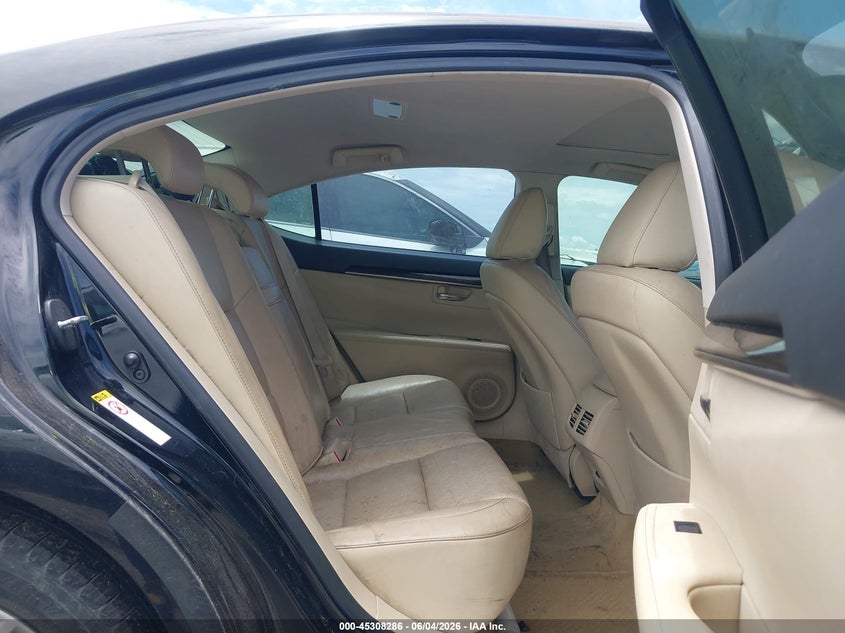 2014 Lexus ES VIN JTHBK1GG0E2122265 IAAI salvage auction — RIGHT FRONT, Salvage Title, sold $3,050 on 2026-07-15 (photo 8)