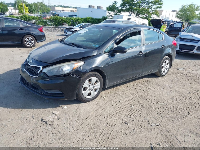 2015 Kia Forte VIN KNAFX4A68F5349531 IAAI salvage auction — FRONT END, Salvage Title, sold $450 on 2026-07-10 (photo 2)