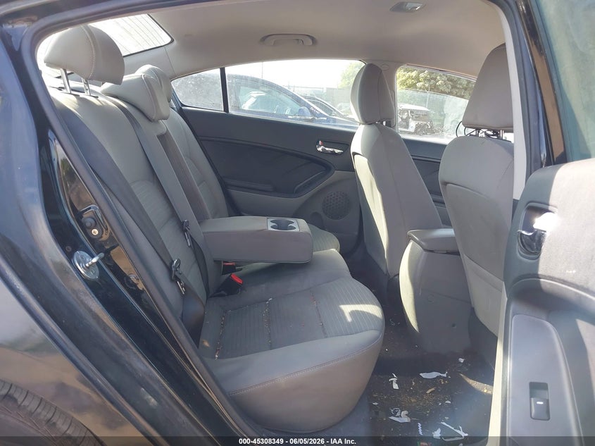2015 Kia Forte VIN KNAFX4A68F5349531 IAAI salvage auction — FRONT END, Salvage Title, sold $450 on 2026-07-10 (photo 8)