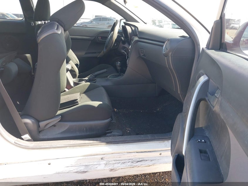 2011 Scion Tc VIN JTKJF5C70B3019652 IAAI salvage auction — RIGHT SIDE, Salvage (Texas), sold $550 on 2026-07-29 (photo 5)