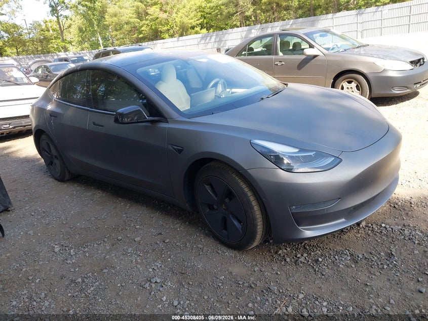 2021 Tesla Model 3 VIN 5YJ3E1EB2MF975881 IAAI salvage auction — REAR END, Salvage (New Jersey), sold $10,200 on 2026-07-30 (photo 1)