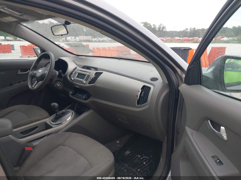 2014 Kia Sportage VIN KNDPB3AC8E7588604 IAAI salvage auction — NORMAL WEAR, Clear-Dealer Only (North Carolina), sold $875 on 2026-07-21 (photo 5)