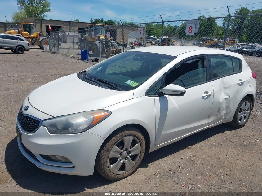 2016 Kia Forte VIN KNAFK5A86G5525533 IAAI salvage auction — SIDE, Salvage Title, sold $775 on 2026-07-30 (photo 6)