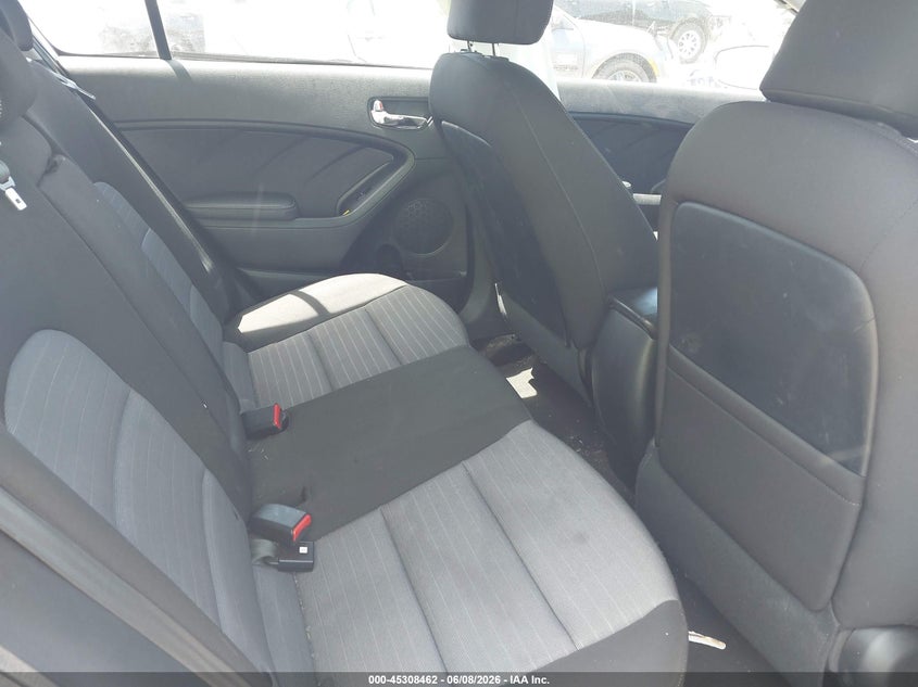 2016 Kia Forte VIN KNAFK5A86G5525533 IAAI salvage auction — SIDE, Salvage Title, sold $775 on 2026-07-30 (photo 8)