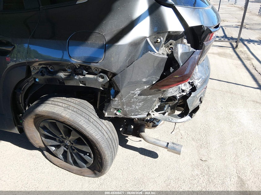 2025 Mazda Cx-50 VIN 7MMVABBM8SN366440 IAAI salvage auction — REAR END, Salvage Title, sold $9,450 on 2026-07-16 (photo 6)