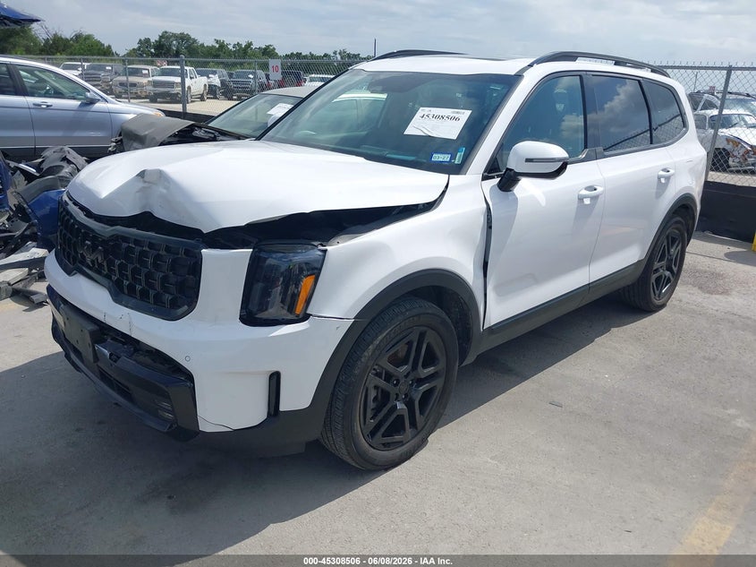 2025 Kia Telluride VIN 5XYP5DGC1SG634972 IAAI salvage auction — FRONT END, Salvage Title, sold $23,600 on 2026-07-09 (photo 2)