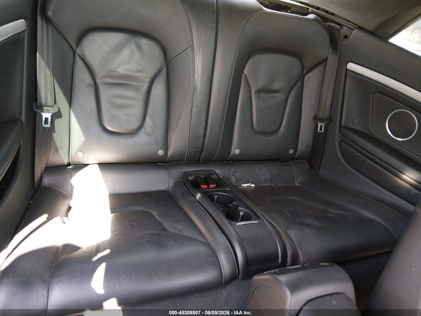 2012 Audi S5 VIN WAUCGAFH5CN004982 IAAI salvage auction — NORMAL WEAR, Clear (New Jersey), sold $750 on 2026-07-14 (photo 8)