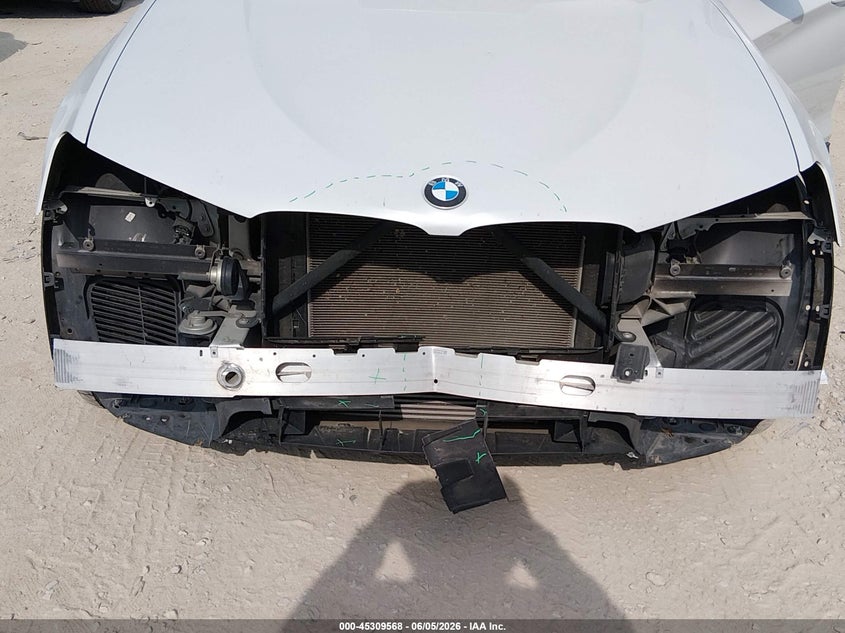 2017 BMW X3 VIN 5UXWZ7C30H0V90693 IAAI salvage auction — FRONT END, Salvage Title, sold $25 on 2026-07-28 (photo 6)
