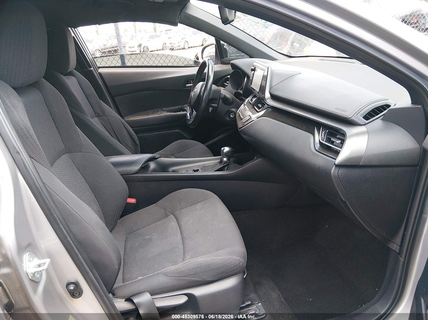 2018 Toyota C-hr VIN NMTKHMBXXJR023866 IAAI salvage auction — SIDE, Salvage Title, sold $5,300 on 2026-07-11 (photo 5)