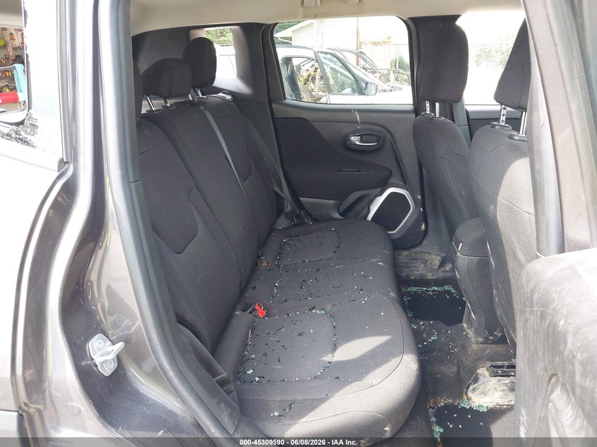 2018 Jeep Renegade VIN ZACCJBAB9JPJ22337 IAAI salvage auction — REAR END, Salvage (Ohio), sold $25 on 2026-07-27 (photo 8)