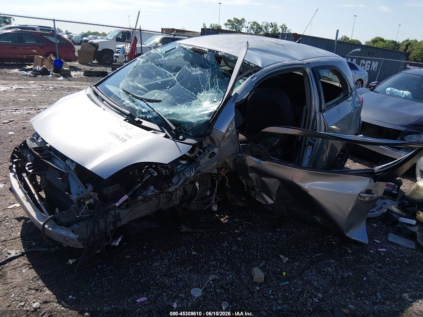 2009 Toyota Yaris VIN JTDJT903395252254 IAAI salvage auction — FRONT END, Salvage (Tennessee), sold $25 on 2026-07-09 (photo 2)