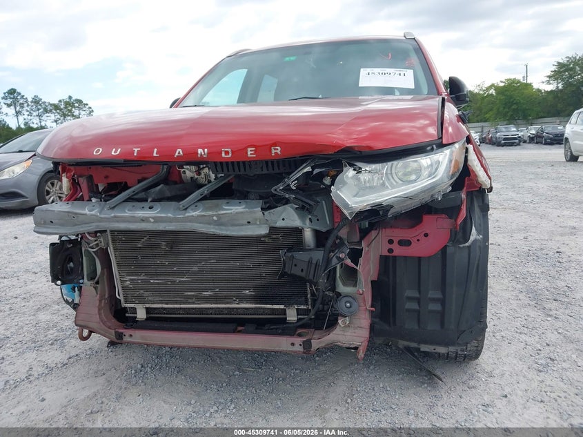 2019 Mitsubishi Outlander VIN JA4AD2A3XKZ048224 IAAI salvage auction — FRONT END, Salvage Title, sold $3,400 on 2026-07-16 (photo 6)