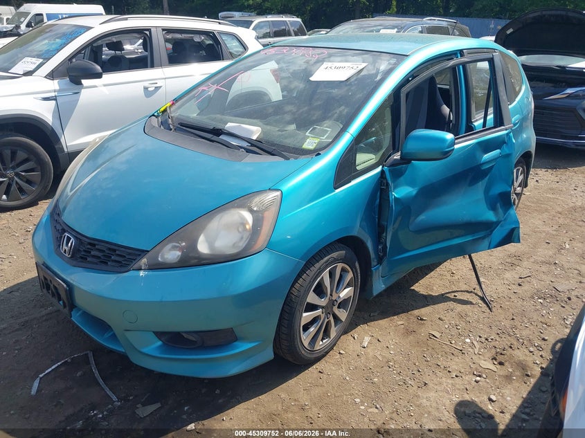 2013 Honda Fit VIN JHMGE8H59DC062370 IAAI salvage auction — FRONT & REAR, Salvage Title, sold $1,400 on 2026-07-14 (photo 2)