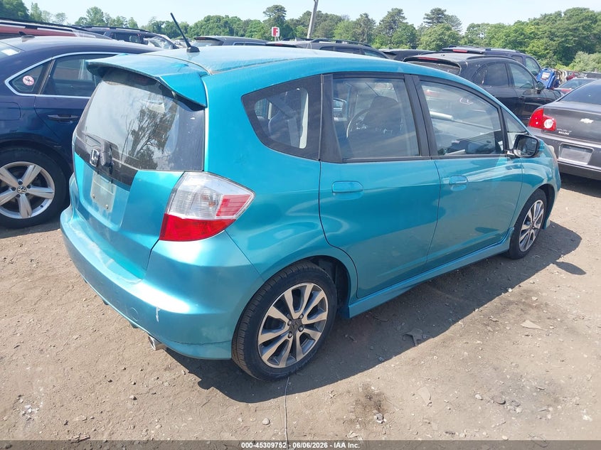 2013 Honda Fit VIN JHMGE8H59DC062370 IAAI salvage auction — FRONT & REAR, Salvage Title, sold $1,400 on 2026-07-14 (photo 4)
