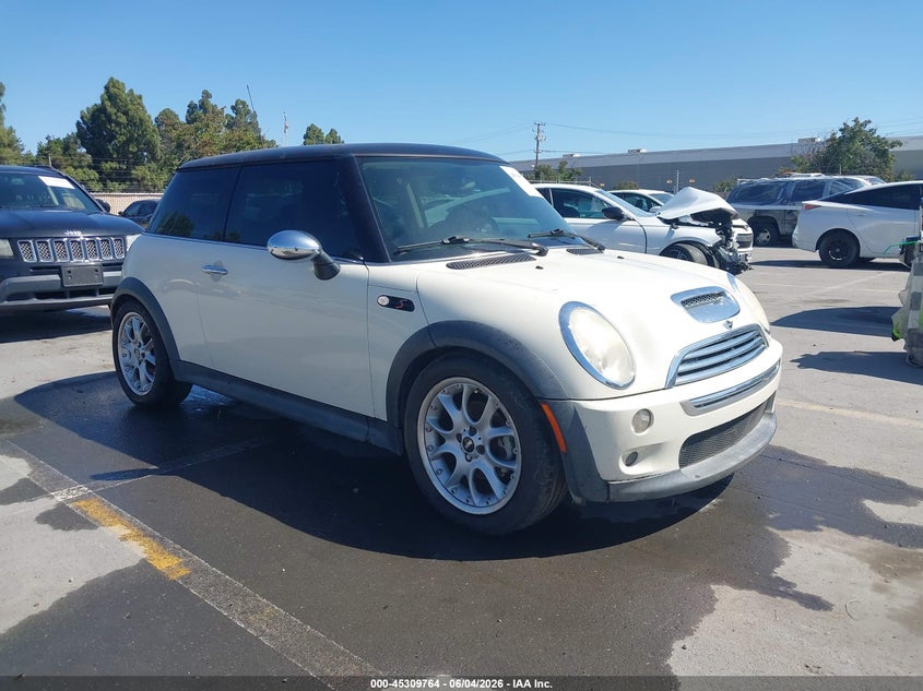 2006 Mini Cooper VIN WMWRE33516TL18604 IAAI salvage auction — NORMAL WEAR, Clear - Dealer Only (California), sold $350 on 2026-07-13 (photo 1)