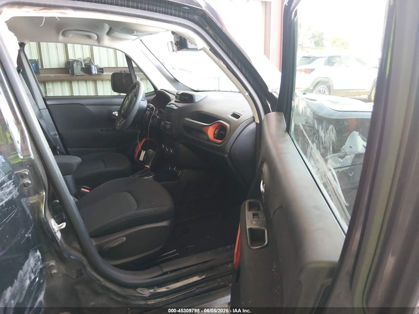2018 Jeep Renegade VIN ZACCJBAB4JPH93448 IAAI salvage auction — RIGHT SIDE, Salvage Title, sold $1,300 on 2026-07-16 (photo 5)