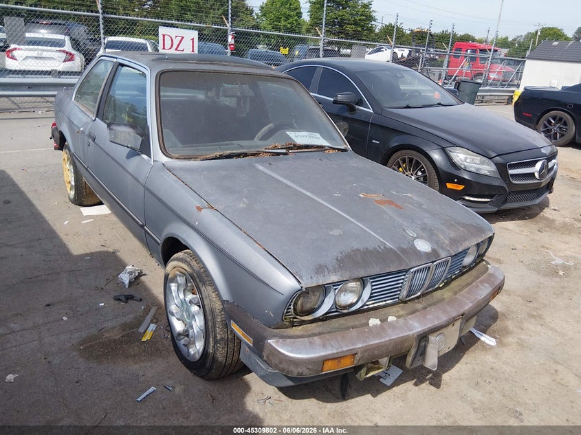 1987 BMW 3er VIN WBAAB540XH9803666 IAAI salvage auction — NORMAL WEAR, Clear-Dealer Only (North Carolina), sold $325 on 2026-07-20 (photo 1)