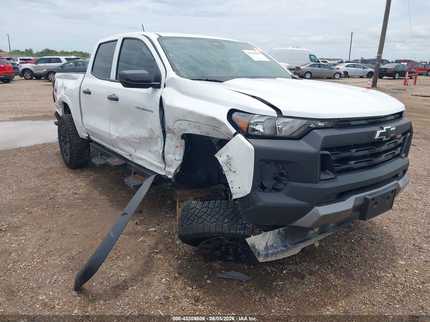 2024 Chevrolet Colorado VIN 1GCPTEEK9R1304030 — IAAI salvage auction photo