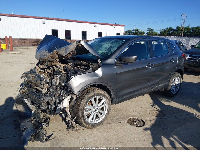 2019 Nissan Rogue VIN JN1BJ1CP7KW527010 IAAI salvage auction — FRONT END, Salvage Title, sold $650 on 2026-08-02 (photo 2)
