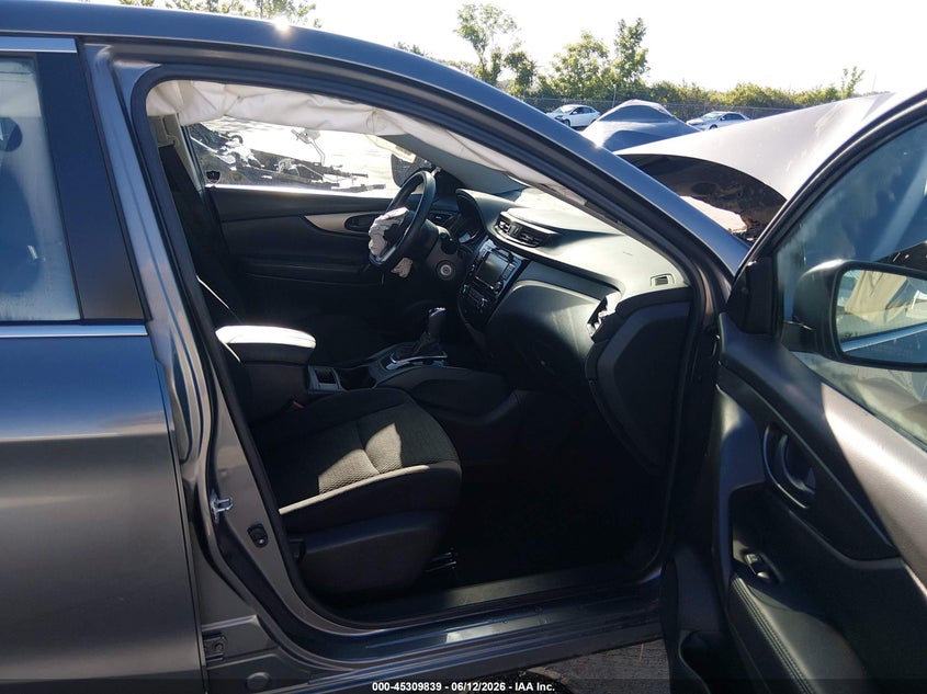 2019 Nissan Rogue VIN JN1BJ1CP7KW527010 IAAI salvage auction — FRONT END, Salvage Title, sold $650 on 2026-08-02 (photo 5)