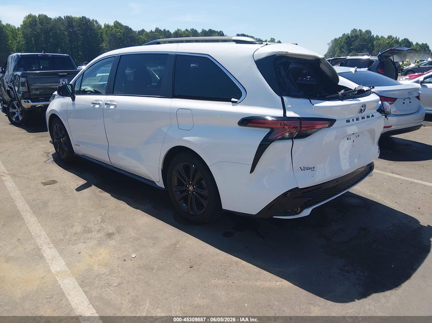 2021 Toyota Sienna VIN 5TDXRKEC7MS007517 IAAI salvage auction — STORM DAMAGE, Salvage (North Carolina), sold $14,800 on 2026-07-29 (photo 3)