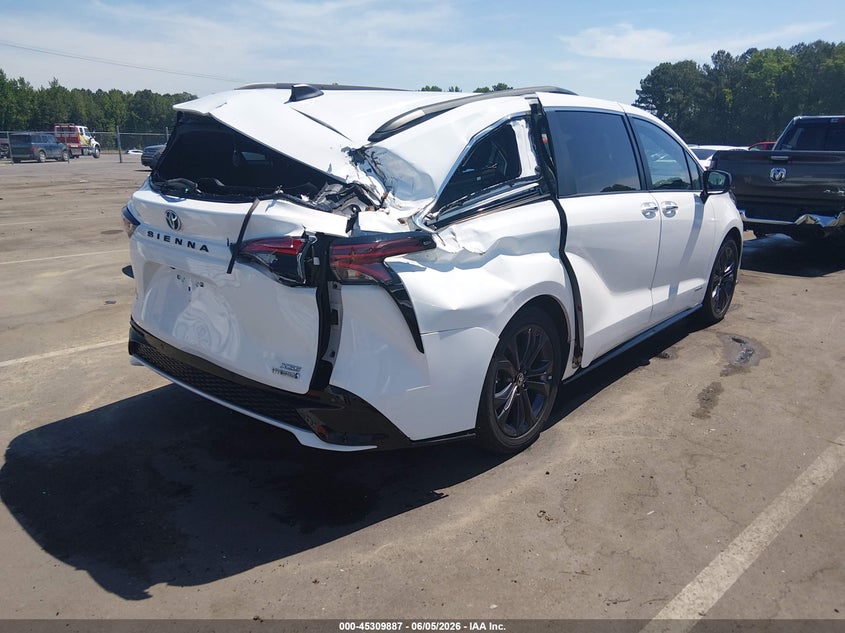 2021 Toyota Sienna VIN 5TDXRKEC7MS007517 IAAI salvage auction — STORM DAMAGE, Salvage (North Carolina), sold $14,800 on 2026-07-29 (photo 4)