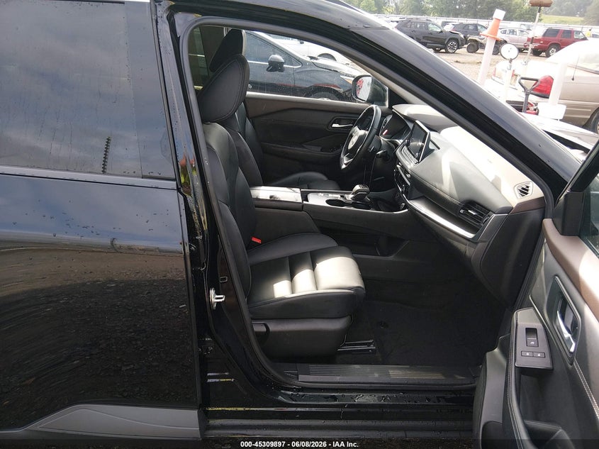 2023 Nissan Rogue VIN JN8BT3BA2PW014064 IAAI salvage auction — REAR END, Salvage Title, sold $525 on 2026-07-22 (photo 5)