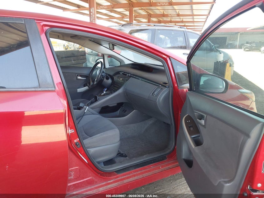2011 Toyota Prius VIN JTDKN3DU3B0321137 IAAI salvage auction — NORMAL WEAR, Clear-Dealer Only (Arizona), sold $800 on 2026-07-28 (photo 5)