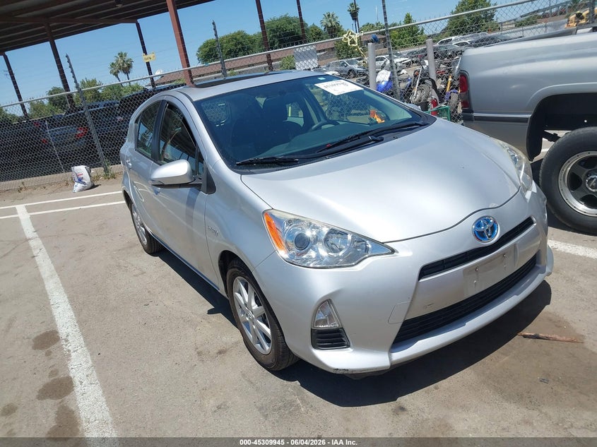 2014 Toyota Prius c VIN JTDKDTB3XE1066224 IAAI salvage auction — NORMAL WEAR, Salvage Title, sold $4,675 on 2026-07-07 (photo 1)