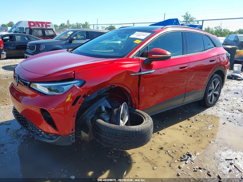 2023 Volkswagen Id.4 VIN 1V2WNPE87PC045866 IAAI salvage auction — SIDE, Salvage Title, sold $9,100 on 2026-07-30 (photo 2)