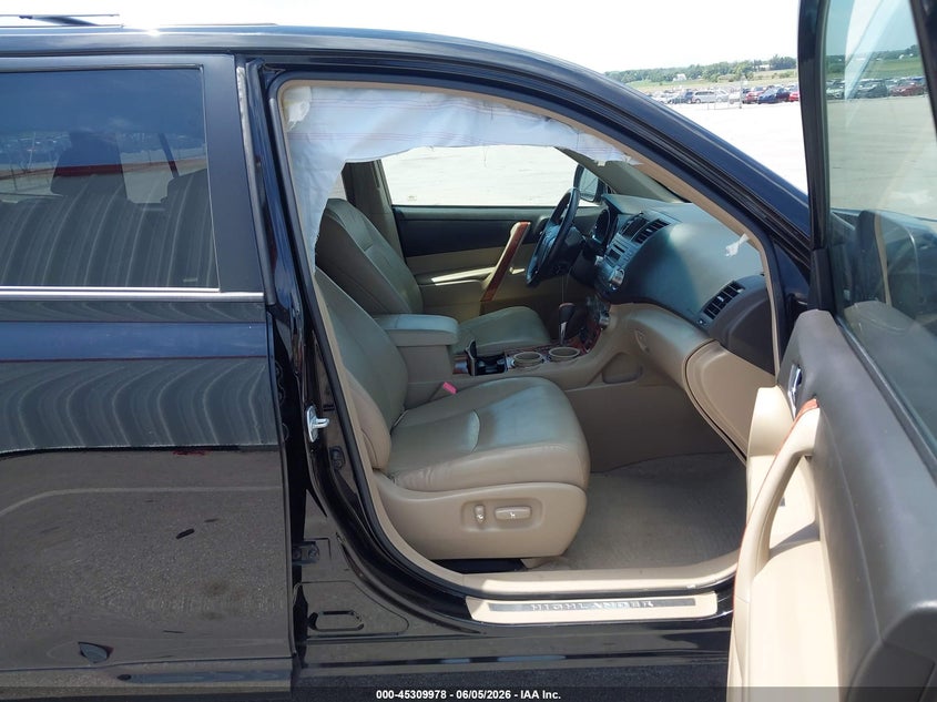 2009 Toyota Highlander VIN JTEES42A292132753 IAAI salvage auction — RIGHT SIDE, Certificate Of Title (Nebraska), sold $1,900 on 2026-07-16 (photo 5)