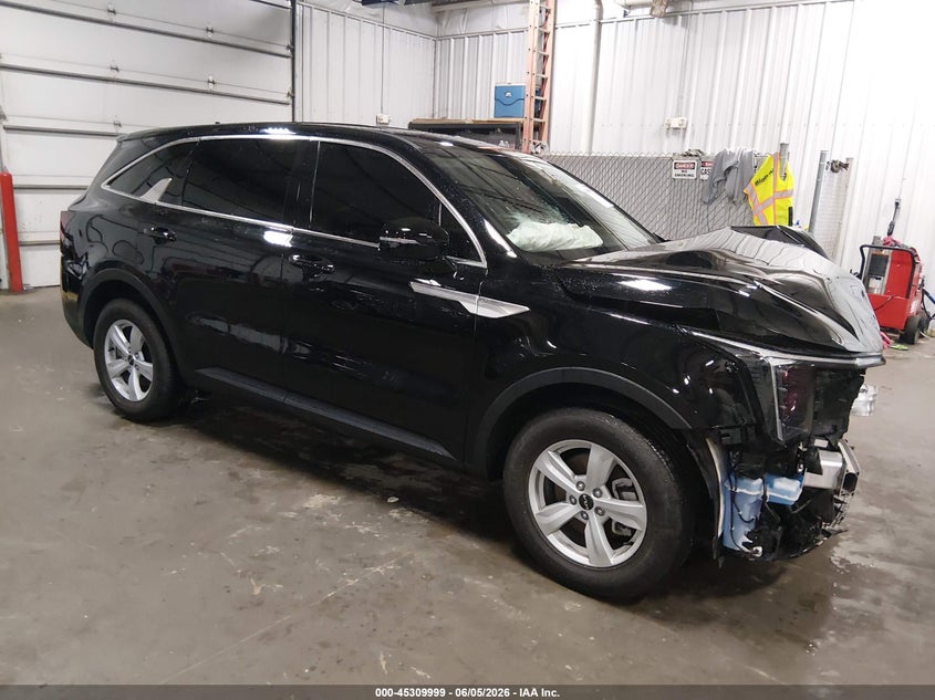 2025 Kia Sorento VIN 5XYRG4JC8SG388952 IAAI salvage auction — FRONT END, Salvage Title, sold $5,400 on 2026-07-31 (photo 1)