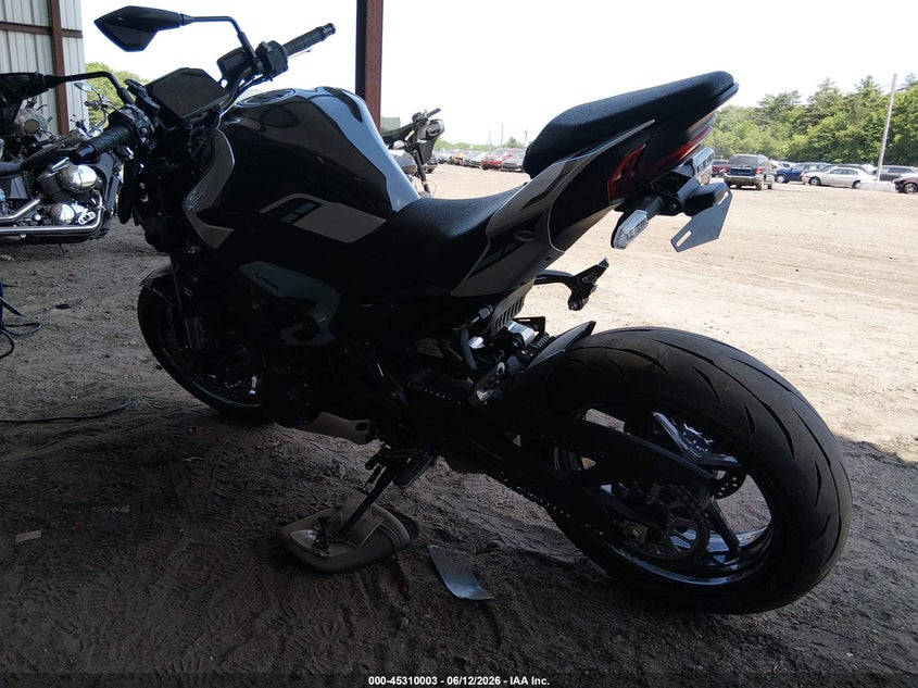 2025 Kawasaki Zr VIN ML5ZRDS14SDA04247 IAAI salvage auction — FRONT END, Salvage (Massachusetts), sold $2,250 on 2026-07-08 (photo 3)