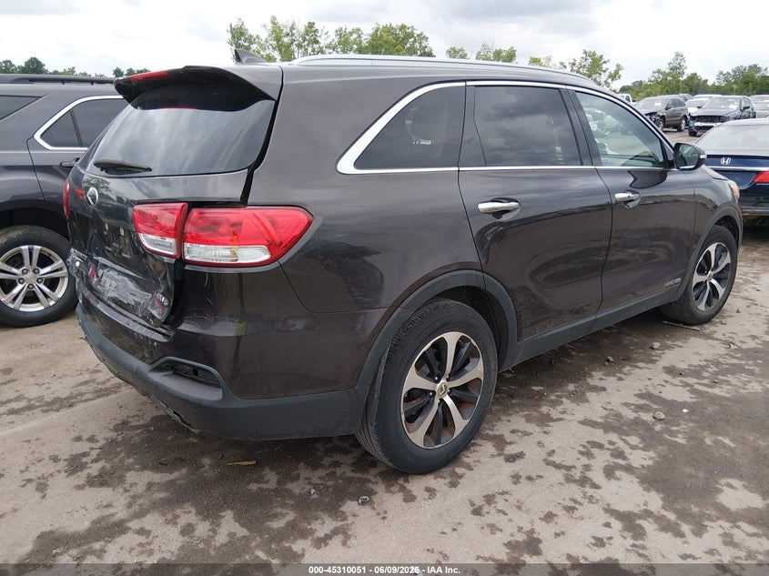 2017 Kia Sorento VIN 5XYPHDA58HG314834 IAAI salvage auction — REAR END, Salvage Title, sold $3,675 on 2026-07-14 (photo 4)