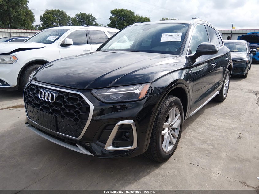 2023 Audi Q5 VIN WA1GAAFYXP2163004 IAAI salvage auction — RIGHT SIDE, Salvage Title, sold $15,650 on 2026-08-25 (photo 2)