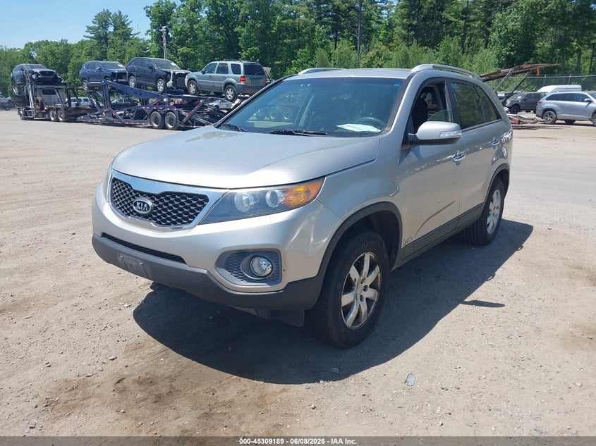 2013 Kia Sorento VIN 5XYKTCA66DG393166 IAAI salvage auction — RIGHT SIDE, Salvage (New Hampshire), sold $725 on 2026-07-31 (photo 2)