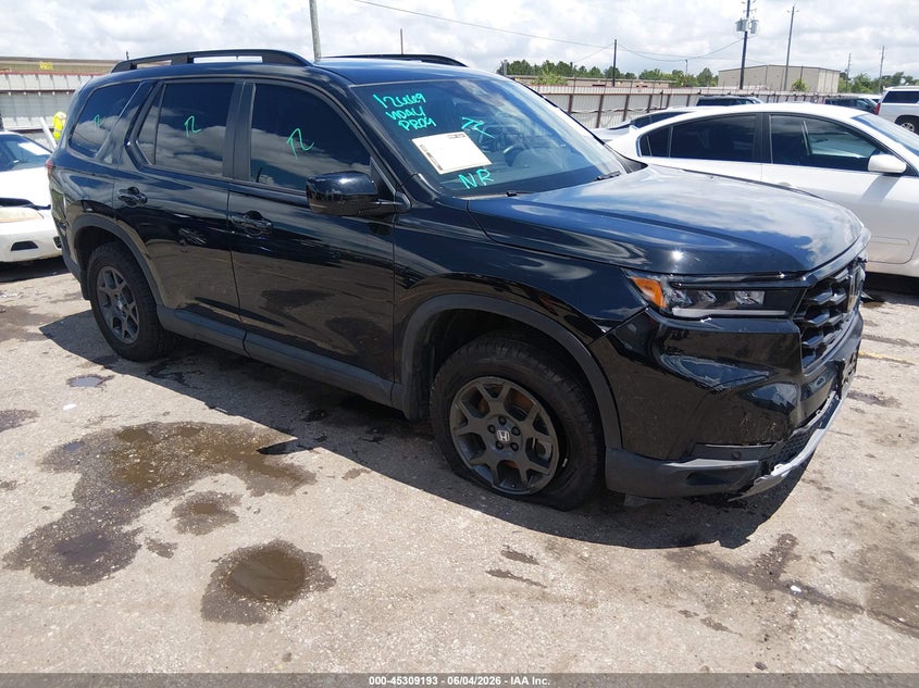 2025 Honda Pilot VIN 5FNYG1H63SB020311 IAAI salvage auction — SIDE, Salvage Title, sold $22,000 on 2026-08-01 (photo 1)