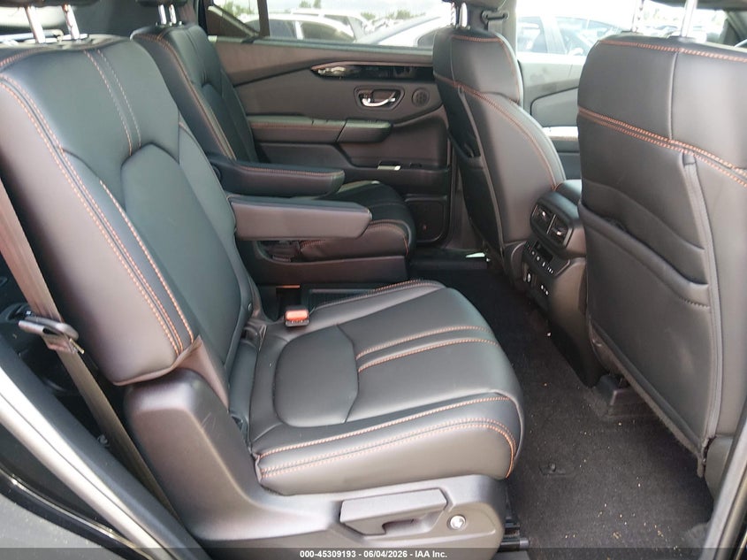 2025 Honda Pilot VIN 5FNYG1H63SB020311 IAAI salvage auction — SIDE, Salvage Title, sold $22,000 on 2026-08-01 (photo 8)