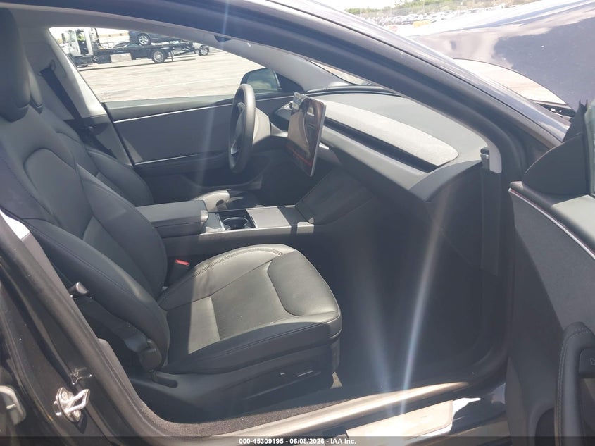 2024 Tesla Model 3 VIN 5YJ3E1EA0RF736215 IAAI salvage auction — FRONT END, Salvage Title, sold $10,000 on 2026-08-02 (photo 5)