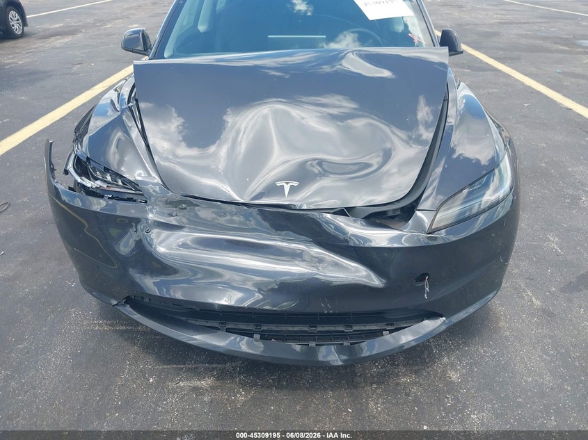 2024 Tesla Model 3 VIN 5YJ3E1EA0RF736215 IAAI salvage auction — FRONT END, Salvage Title, sold $10,000 on 2026-08-02 (photo 6)