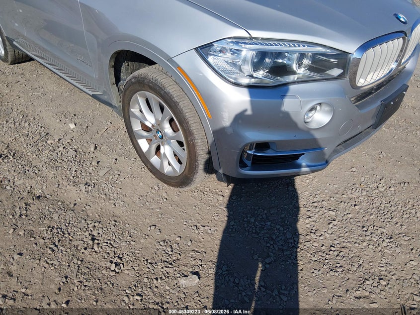 2015 BMW X5 VIN 5UXKR6C52F0J76371 IAAI salvage auction — RIGHT FRONT, Clear-Dealer Only (Michigan), sold $3,250 on 2026-07-08 (photo 6)