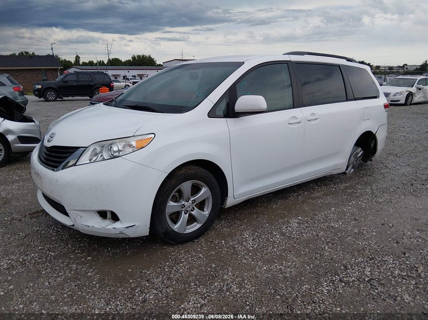 2011 Toyota Sienna VIN 5TDKK3DC3BS024155 IAAI salvage auction — REAR END, Salvage (Missouri), sold $2,150 on 2026-07-06 (photo 2)