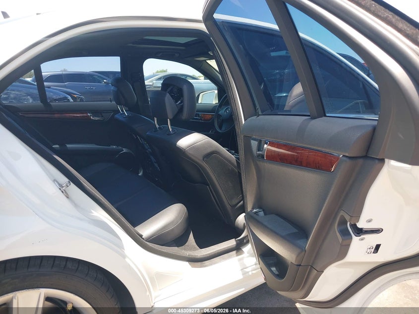2010 Mercedes-benz C-klasse VIN WDDGF5EB5AR123865 IAAI salvage auction — REAR END, Salvage (Arizona), sold $375 on 2026-07-21 (photo 8)